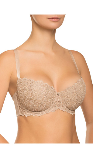 Бюст Nikol Djumon