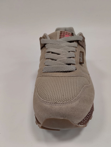 Кроссовки жен. Milton