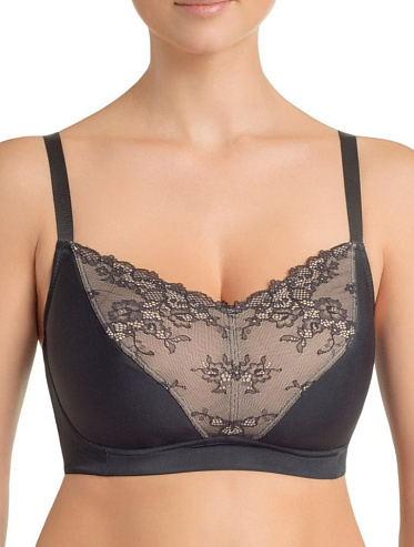 Бюст Nikol Djumon