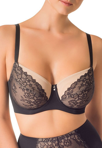 Бюст Nikol Djumon