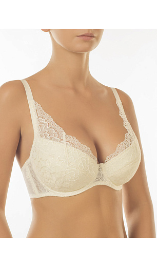 Бюст Nikol Djumon